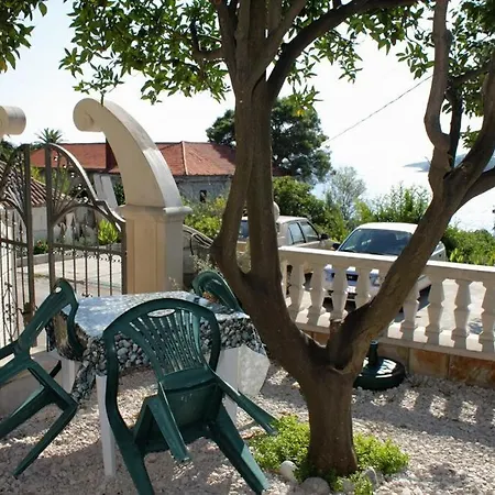 Vila Anita Sumartin Exterior foto